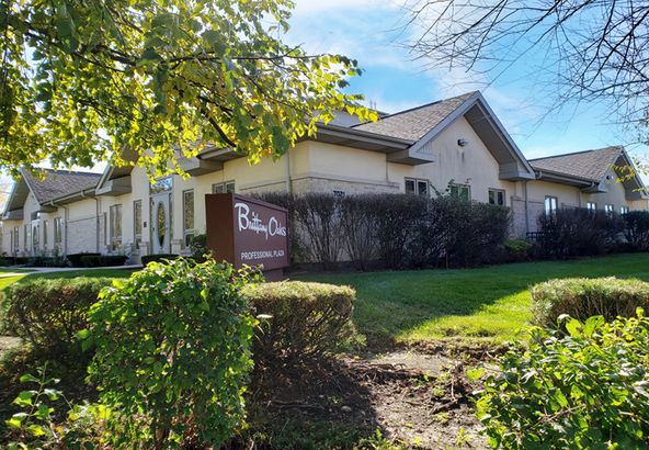 Brittany Oaks Professional Plaza: 7021 W 153rd St, Orland Park, IL 60462